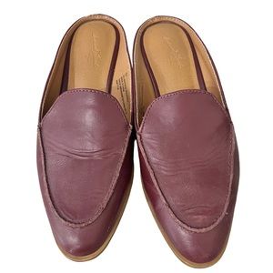 Universal Thread Maroon Almond Toe Mules Slide Flats Size 5.5
